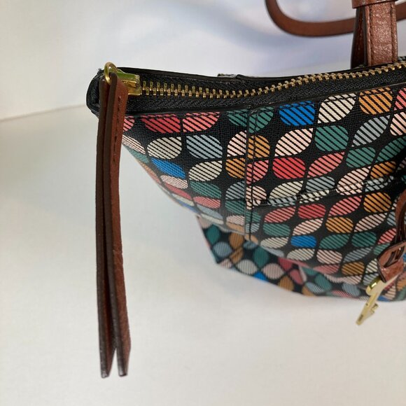 Fossil "Rachel" Large Tote Bag, PVC Outer Multicolor Pattern Key Charm Pockets - Picture 5 of 11